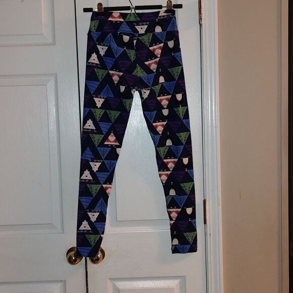 NEW Lularoe Holiday Leggings  Santa  polar bears  Penquins xmas  Sz One Size - Picture 5 of 6